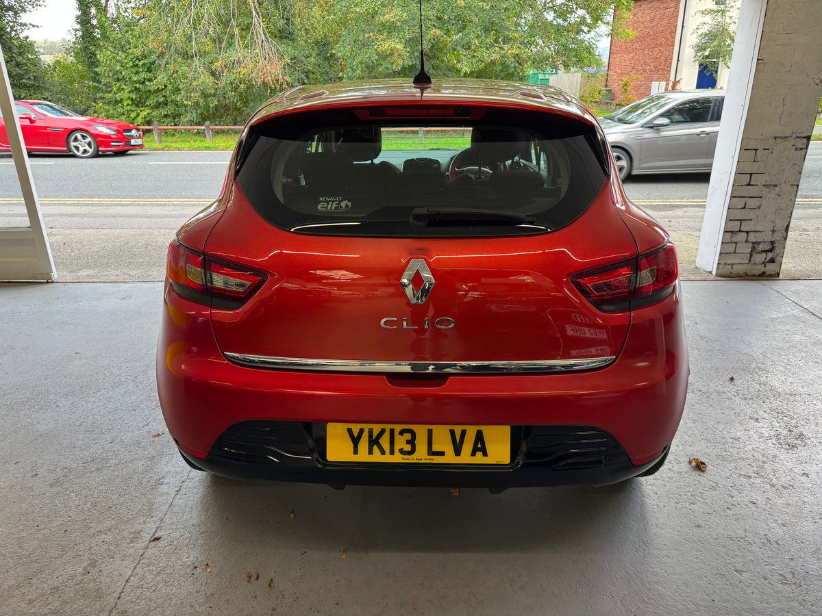 Renault Clio 1.2 16V Dynamique MediaNav 2013