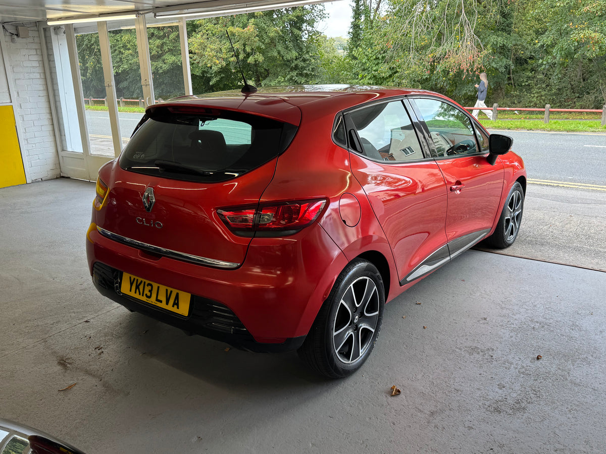 Renault Clio 1.2 16V Dynamique MediaNav 2013