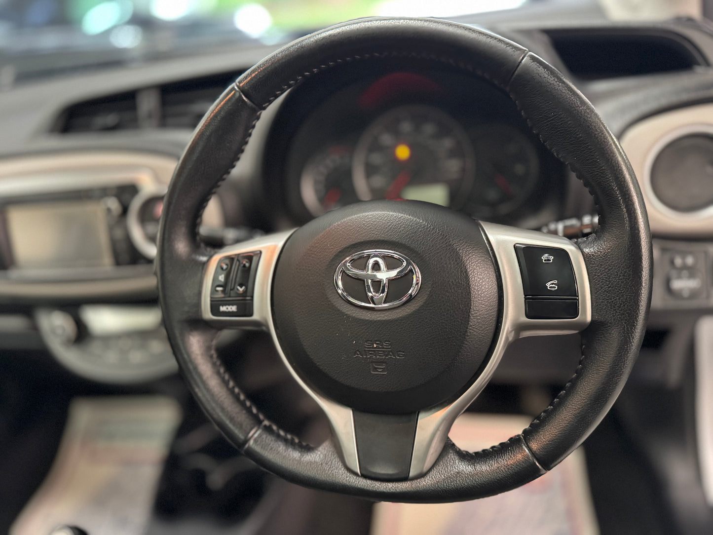 Toyota Yaris 1.33 Dual VVT-i T Spirit 2012