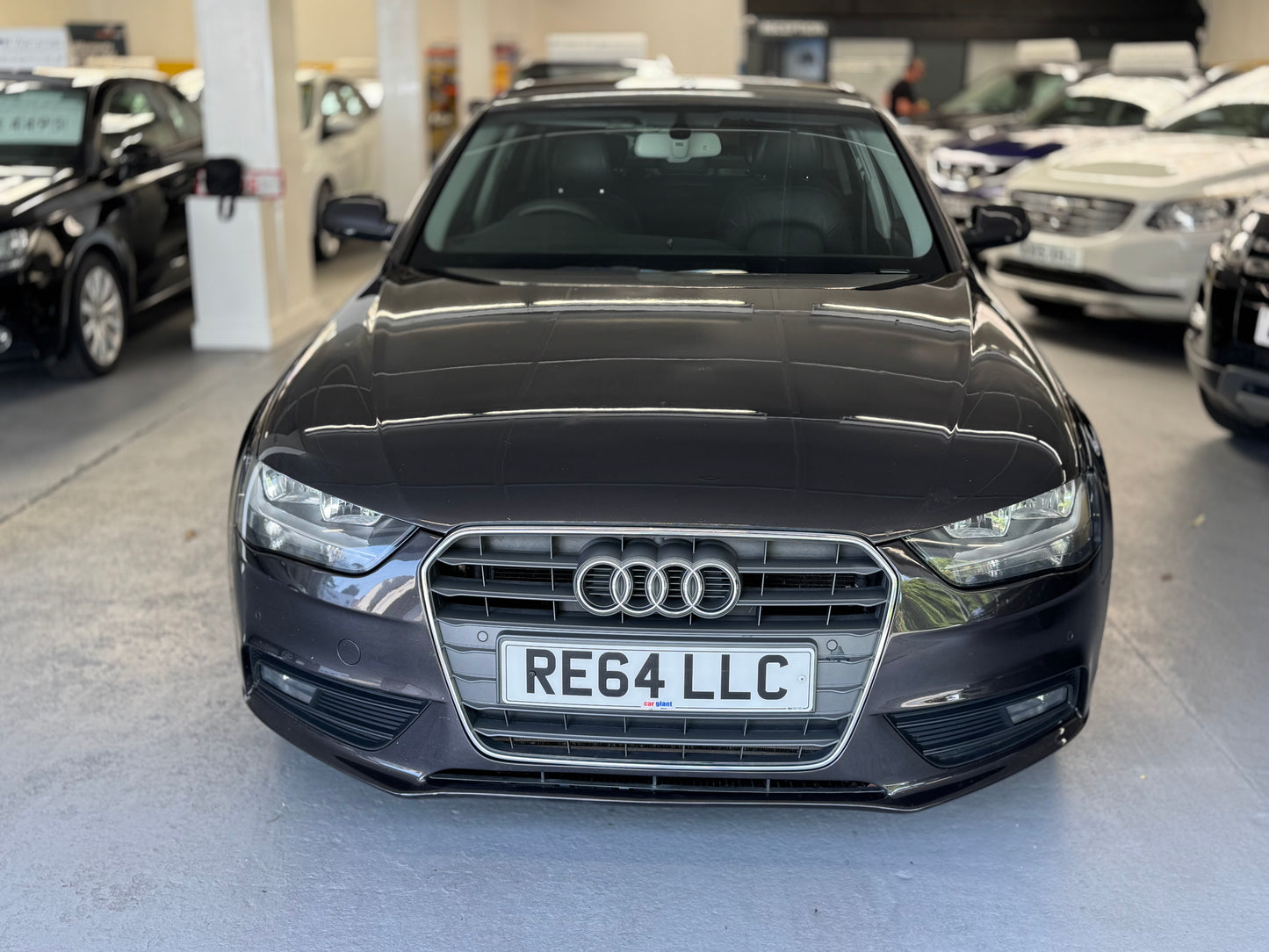 Audi A4 2.0 TDI SE Technik 2014