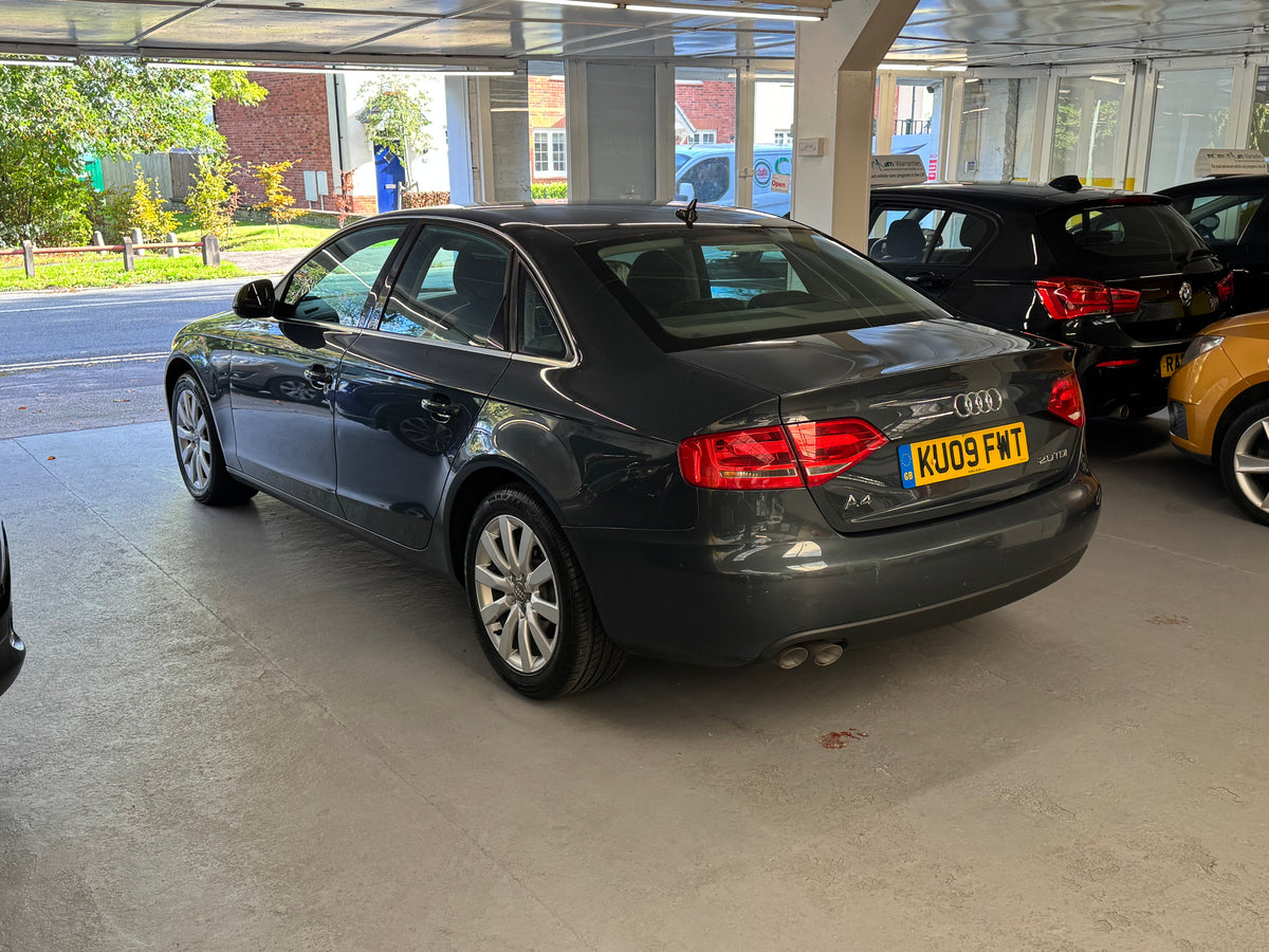 Audi A4 2.0 TDI Executive SE 2009