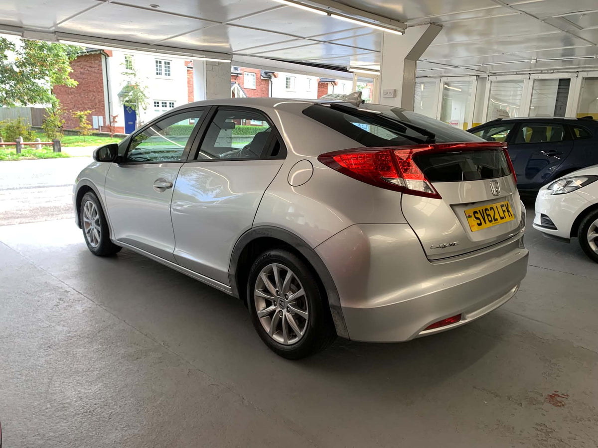 Honda Civic 1.8 i-VTEC ES 2012