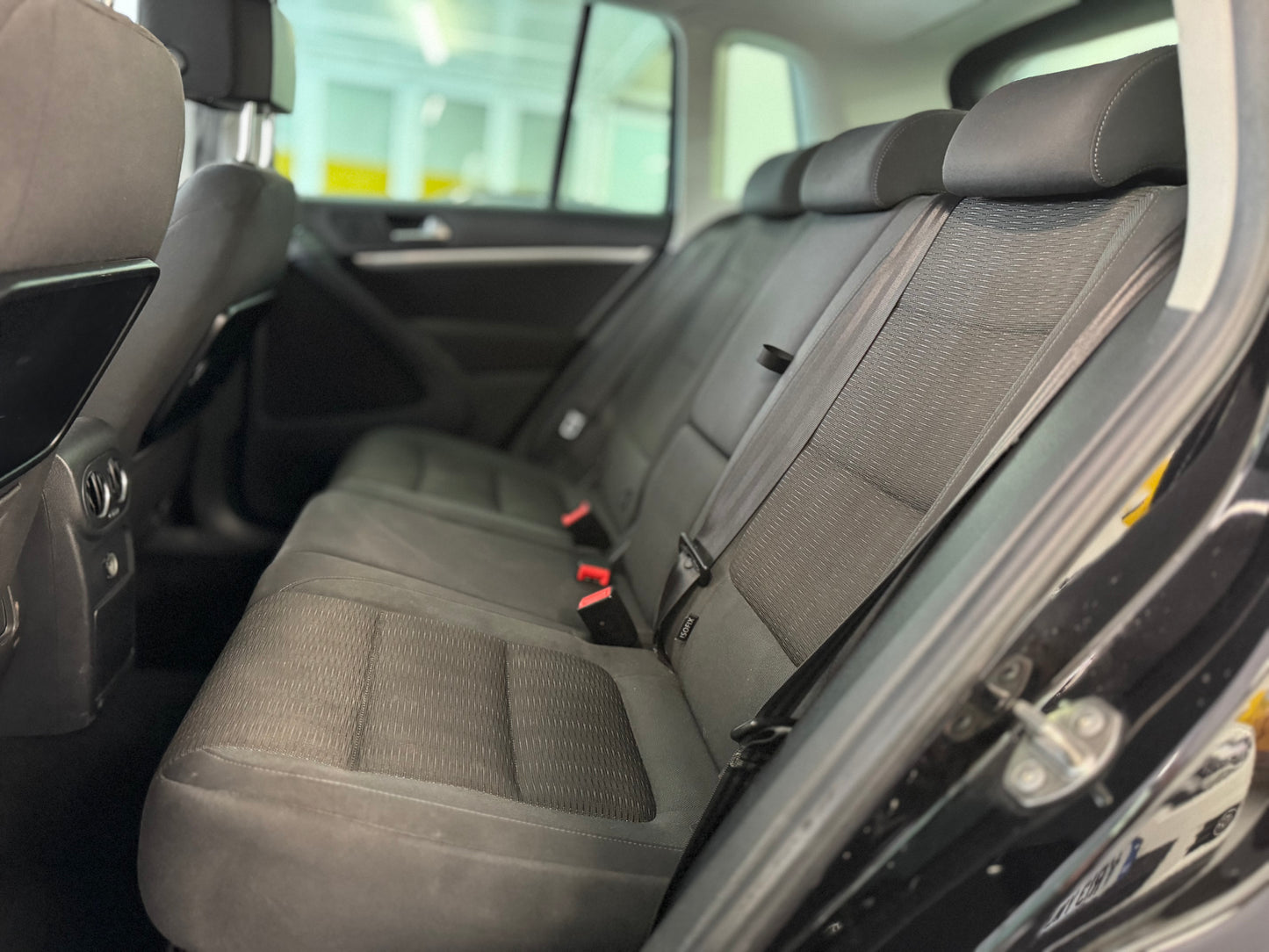 Volkswagen Tiguan 2.0 TDI BlueMotion Tech 4WD 2012