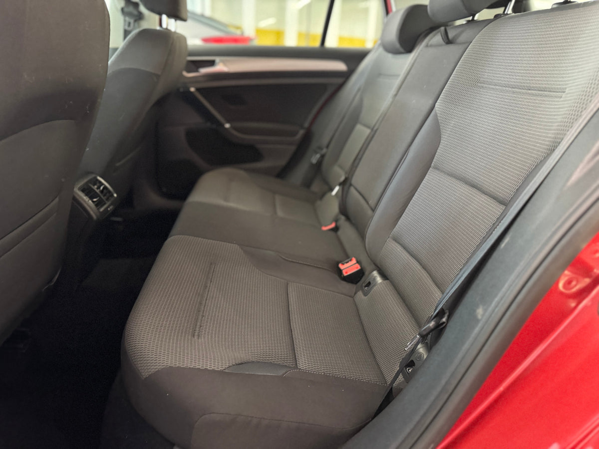 Volkswagen Golf 1.6 TDI BlueMotion Tech 2014