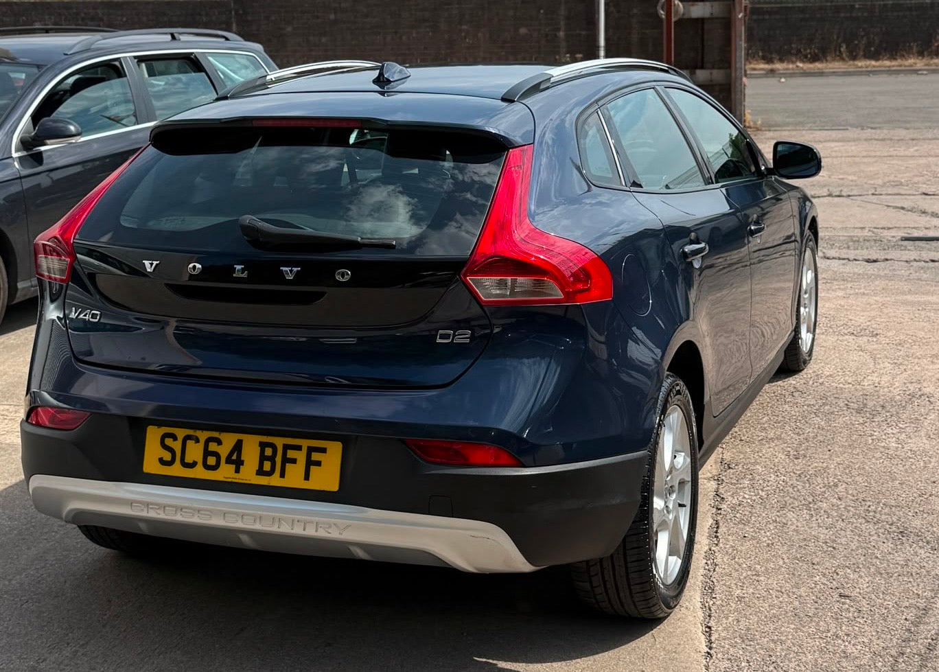Volvo V40 Cross Country 1.6 D2 Lux Nav 2015