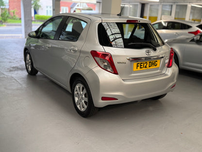 Toyota Yaris 1.33 Dual VVT-i T Spirit 2012