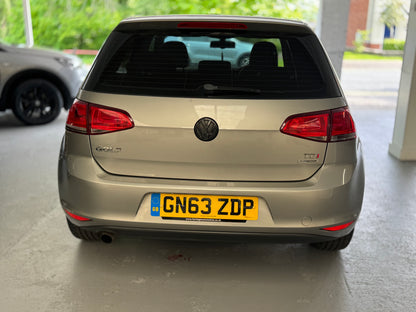 Volkswagen Golf 1.6 TDI BlueMotion Tech 2013
