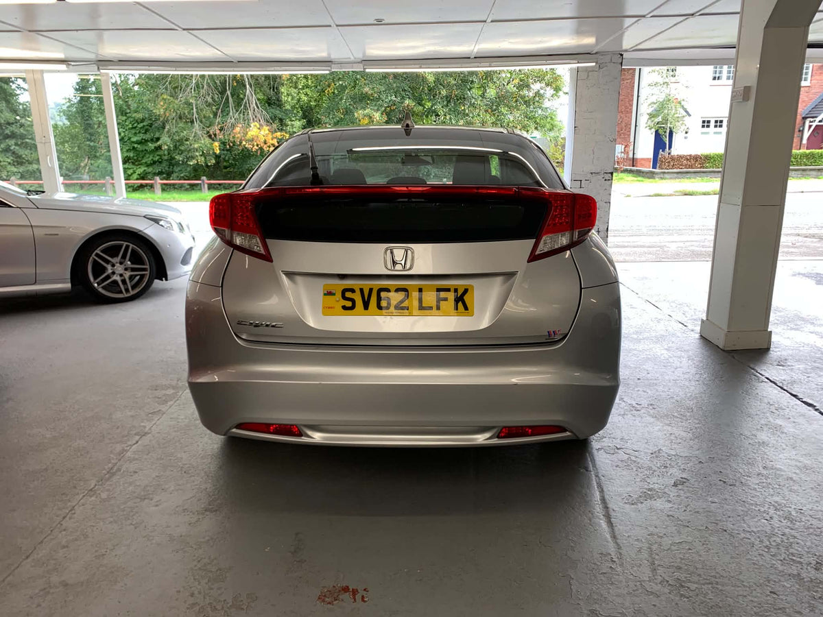 Honda Civic 1.8 i-VTEC ES 2012