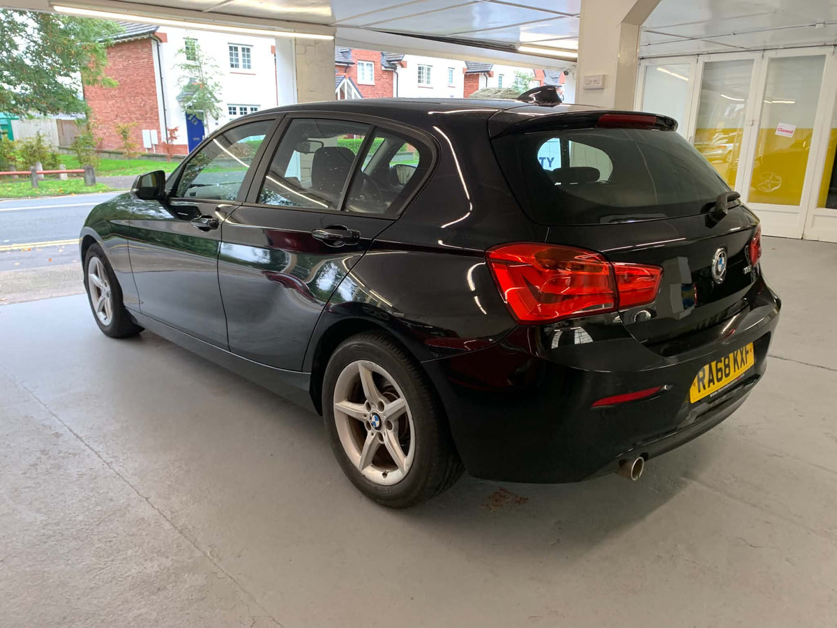 BMW 1 Series 1.5 118i SE Business Euro 6 2018
